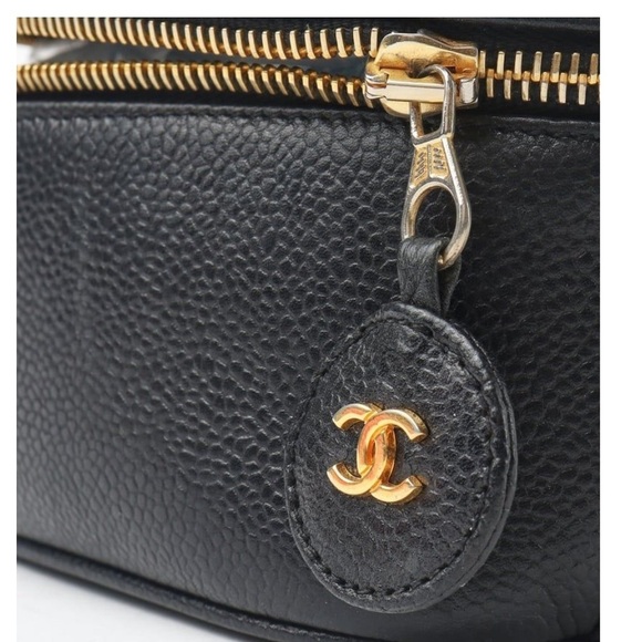 Chanel Black Leather Vanity Case - Picture 8 of 16